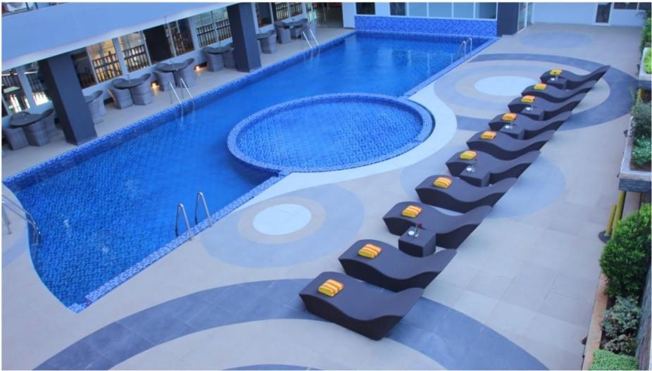 Merapi Merbabu Hotels Bekasi Exterior foto